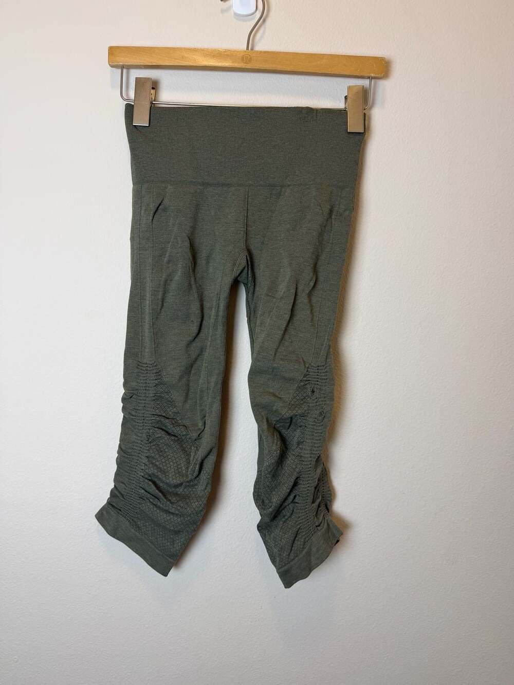 Lululemon In The Flow Crop II Heathered Fatigue Green